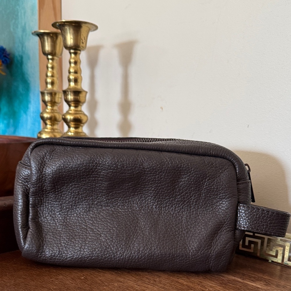 Men's Dark Brown Pebbled Leather Toiletry Bag Italy
